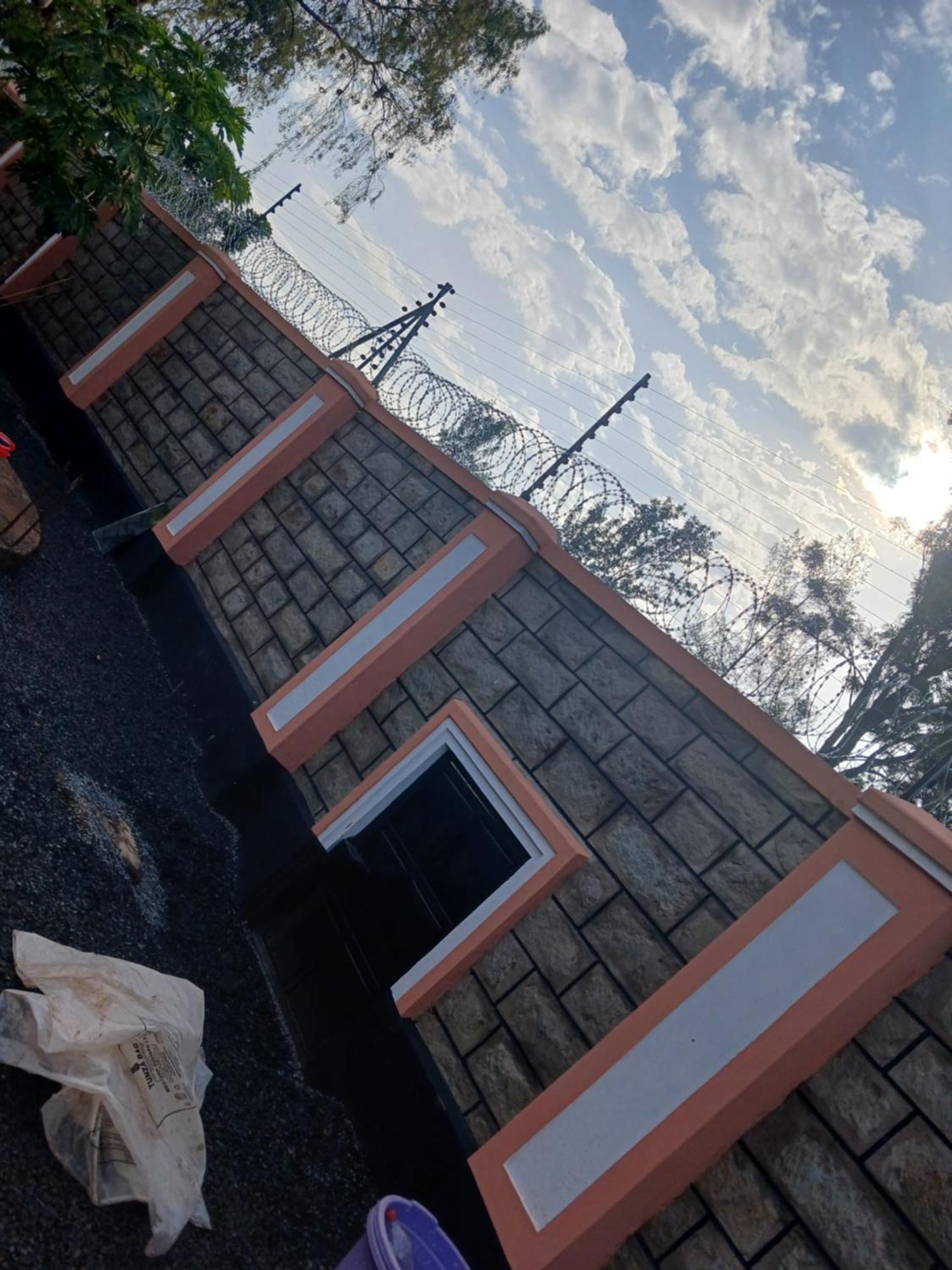 Bedsitter To Let Hotel คิซูมู ภายนอก รูปภาพ